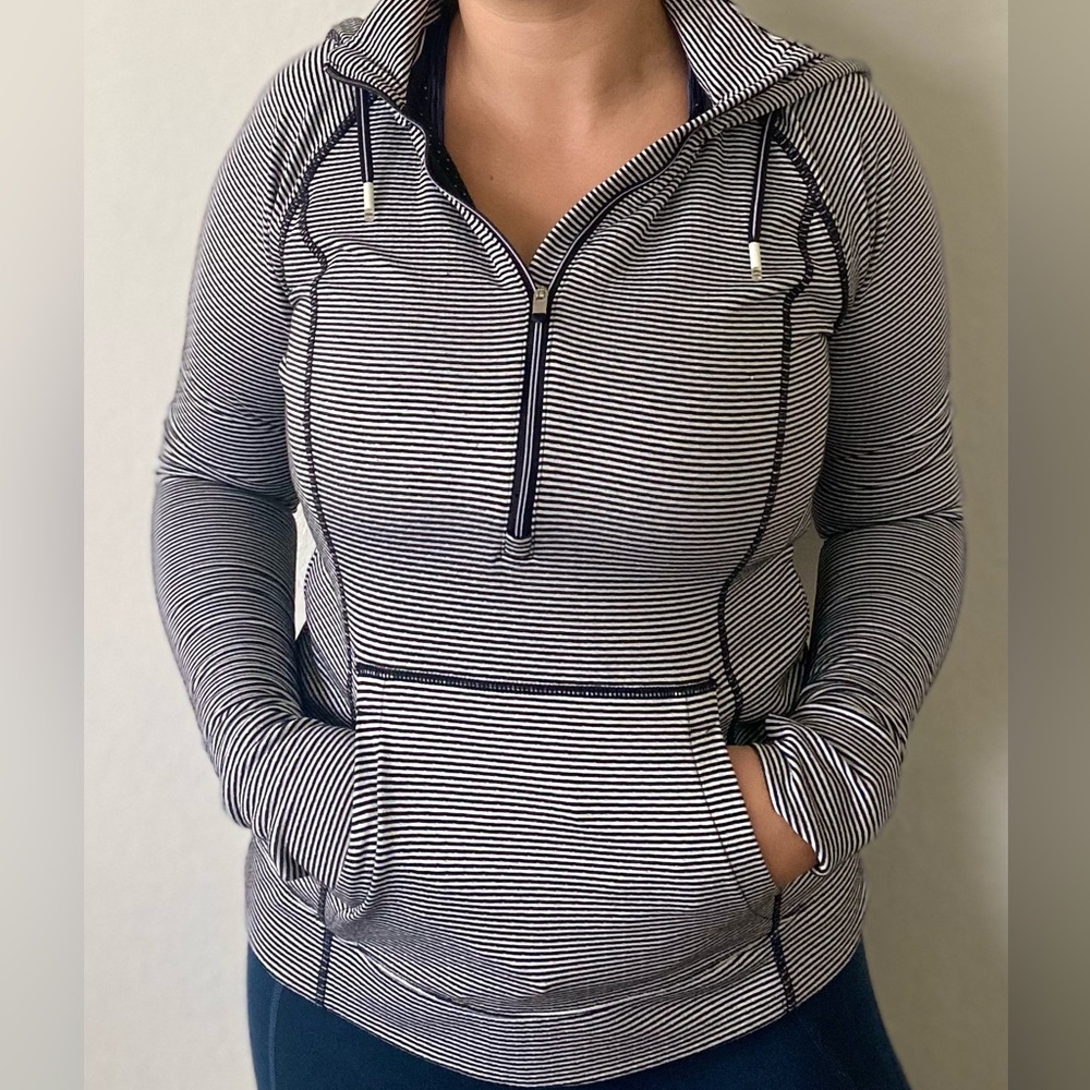 Tangerine Hooded Workout Top Size S